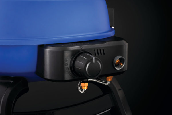 Napoleon TravelQ™ 240 Portable Gas Grill Features - Ergonomic Control Knob