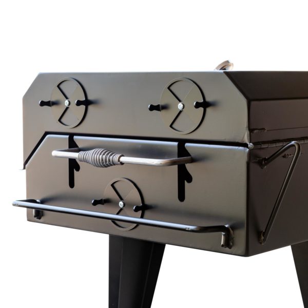 End View of Meadow Creek Flat Top Grill With Optional Lid