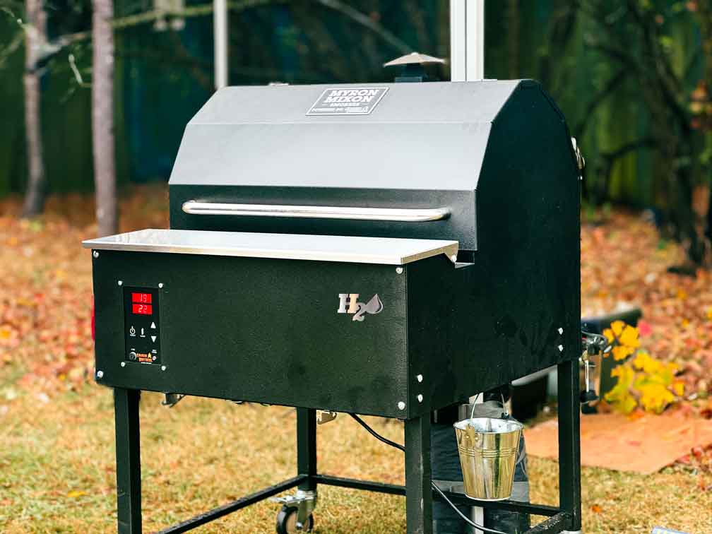 Myron Mixon BARQ-H2O Pellet Smoker - Powered by Smokin' Brothers