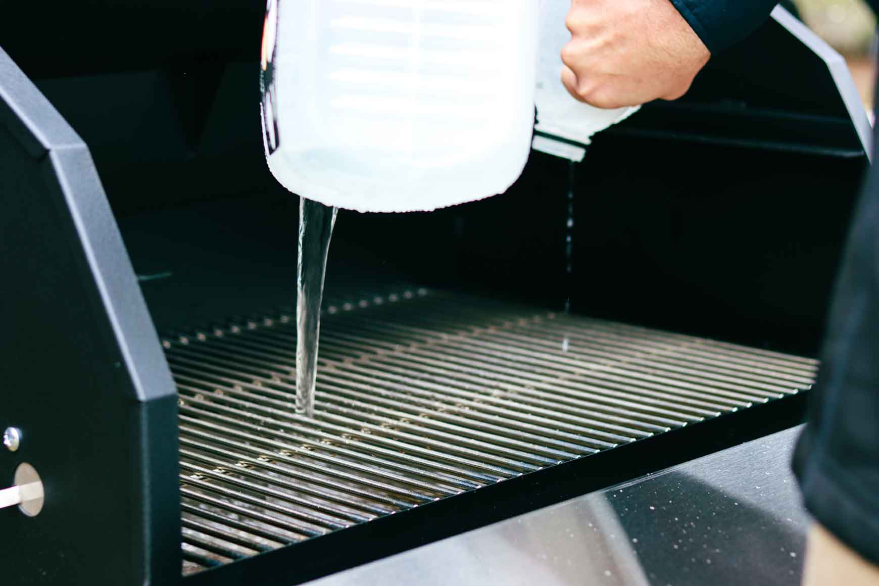 Myron Mixon BARQ-H2O Pellet Smoker - Powered by Smokin' Brothers