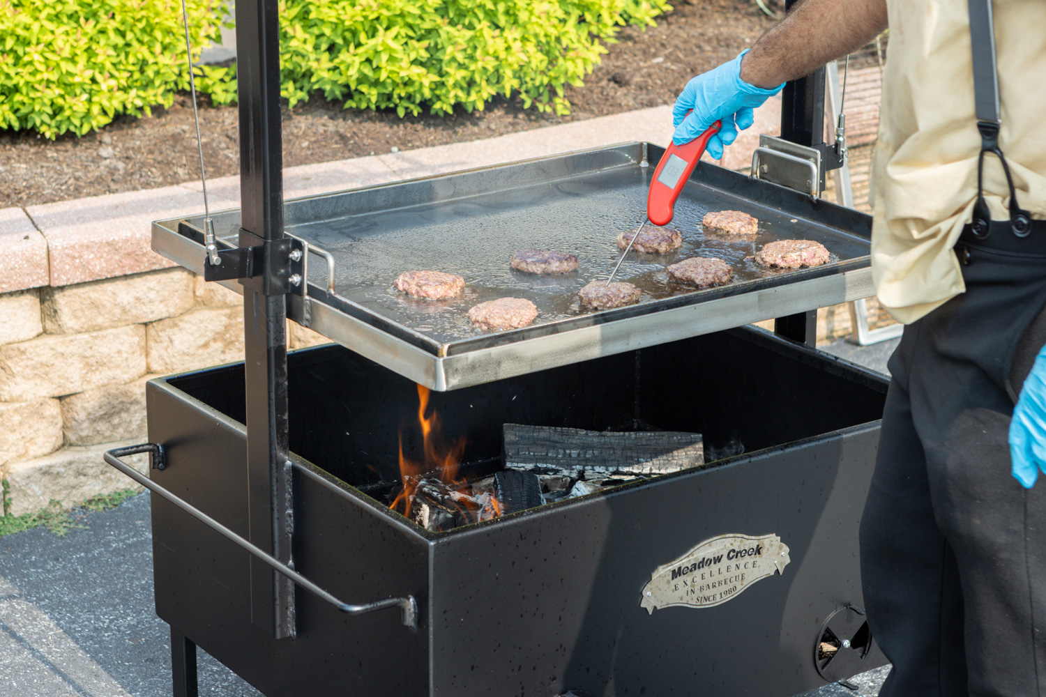 Optional Griddle on Meadow Creek SMFP34 Fire Pit