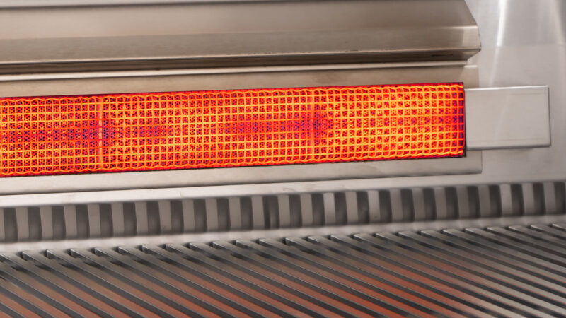 Fire Magic® Echelon Diamond Built-In Gas Grill With Digital Thermometer Feature - Infrared Backburner